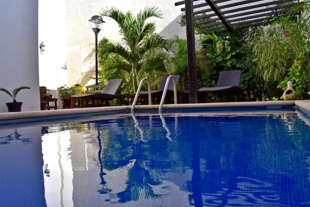 Hotel Casa Rosario Valladolid  Extérieur photo